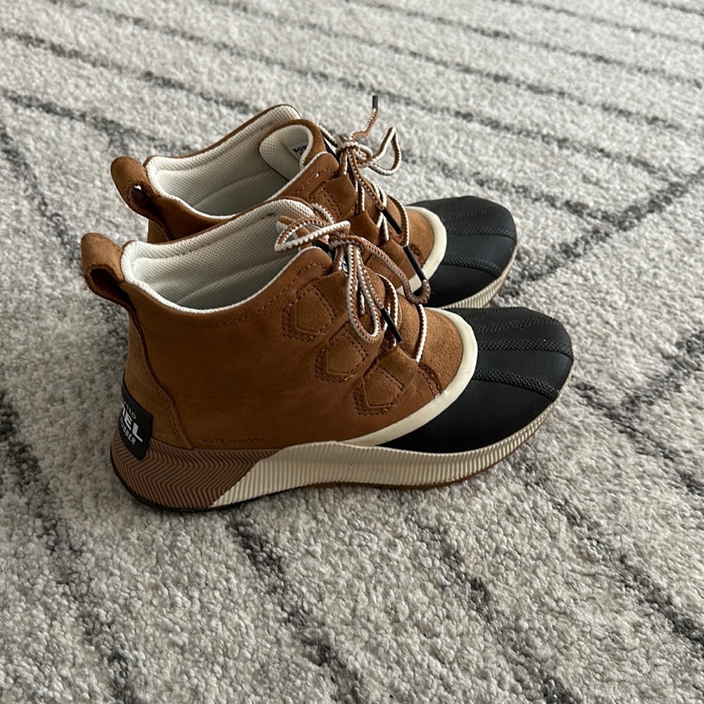 Worn twice. Like new waterproof out and about Sorel boots.